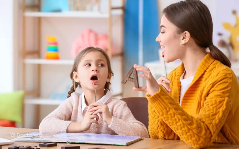 آیا کلینیک گفتاردرمانی بهار مشاوره اولیه رایگان دارد؟